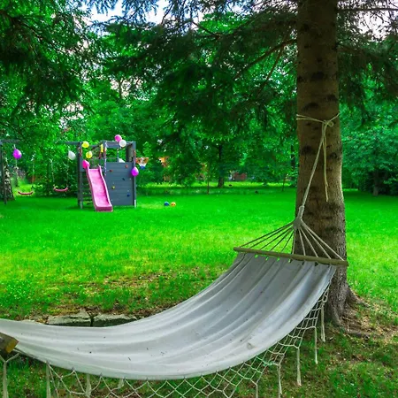 Hotelove Z Biokominkiem Stara Kuznia 아파트 카르파츠