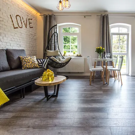 Hotelove Z Biokominkiem Stara Kuznia 아파트 *