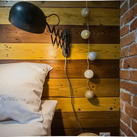 Hotelove Z Biokominkiem Stara Kuznia 아파트