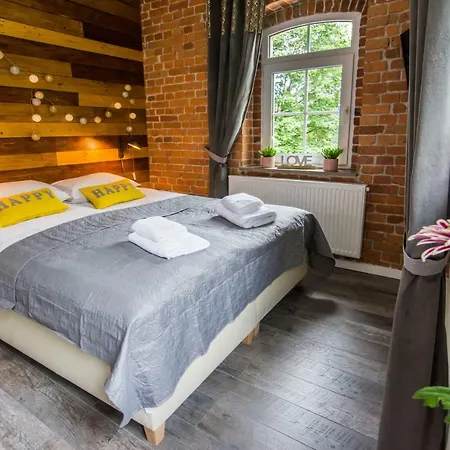 Hotelove Z Biokominkiem Stara Kuznia * 카르파츠