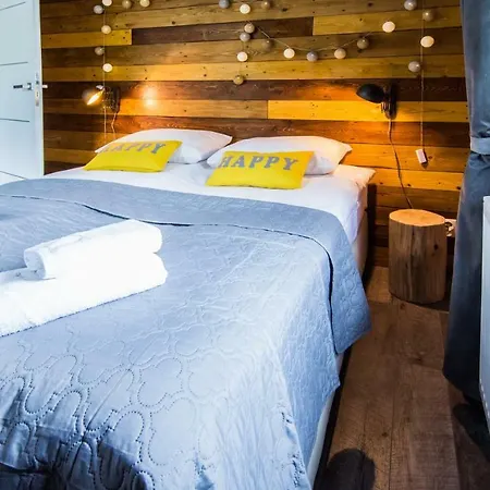 Hotelove Z Biokominkiem Stara Kuznia *