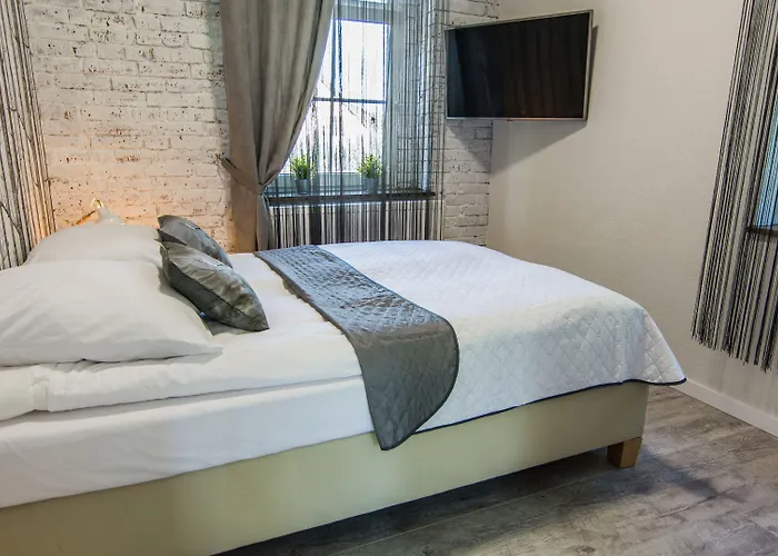 Lägenhet Hotelove Z Biokominkiem Stara Kuznia