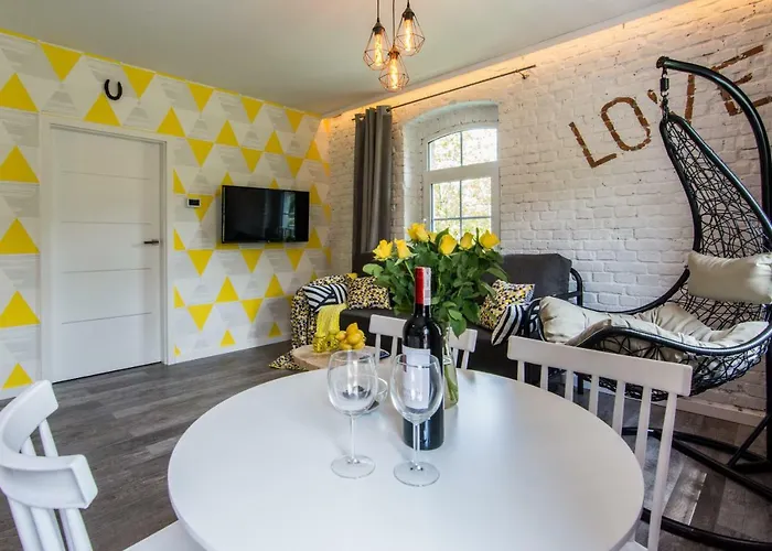 Hotelove Z Biokominkiem Stara Kuznia Lägenhet